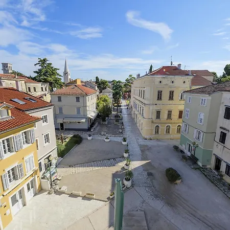 Cozy For Smaller Groups Lejlighed Poreč